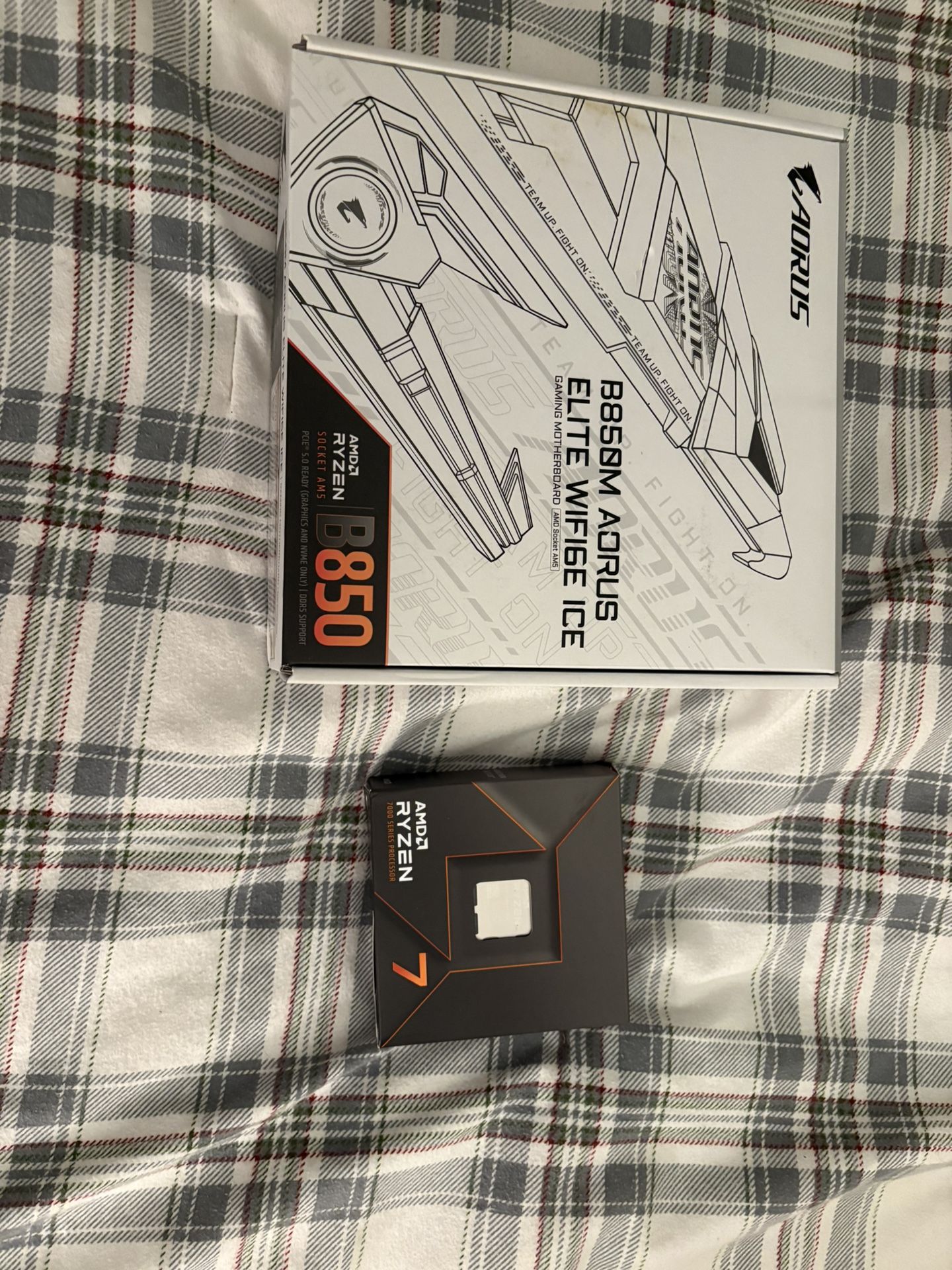 AMD Ryzen 7 7700x and B850 AORUS ELITE WIFI6E ICE
