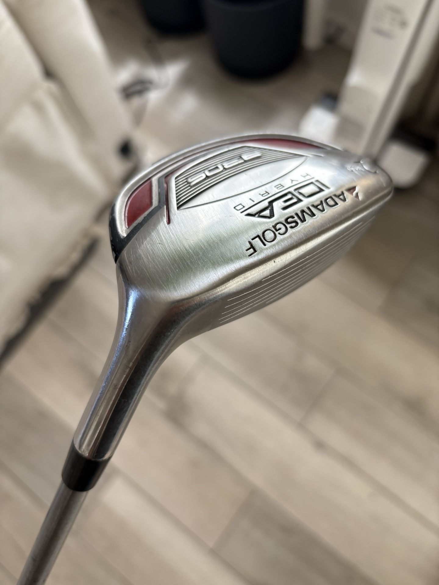 Adams IDEA 230S - Hybrid 2 (18°) - RH - Stiff Flex - Golf Club