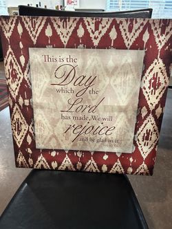 20 X 20 Wall Decor