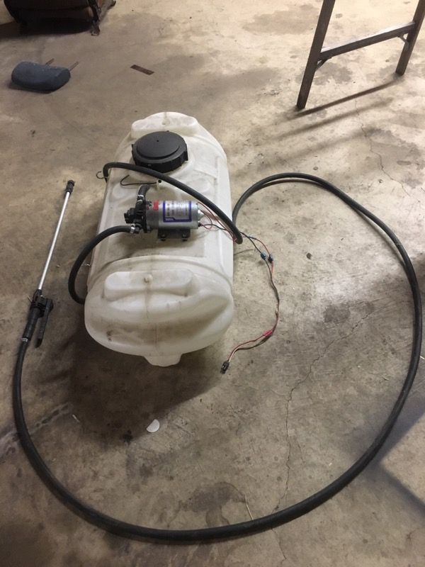 Phoenix 25 gal trailor sprayor