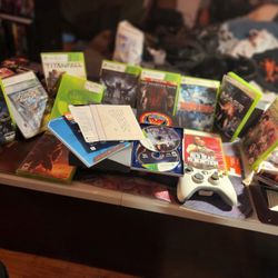 Xbox 360 Slim & 10 Games 