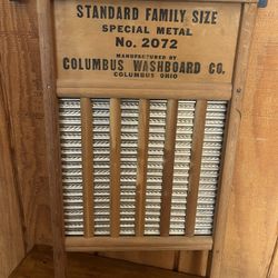 Columbus Washboard Co. "Maid-Rite" standard family size washboard.