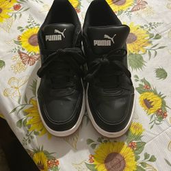 PUMA Sneakers Size 9.5 – Excellent Condition – $25