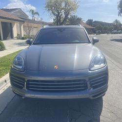 2023 Porsche Cayenne