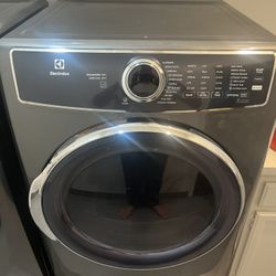 Electrolux Washer And Dryer With Stacking Drawers