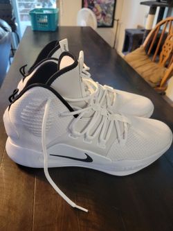 Nike Hyperdunk Sneakers
