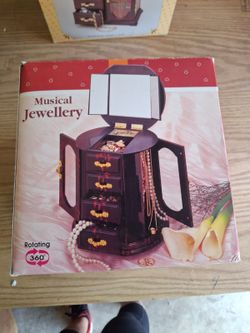 Musical Jewellery Box Rotating 360°