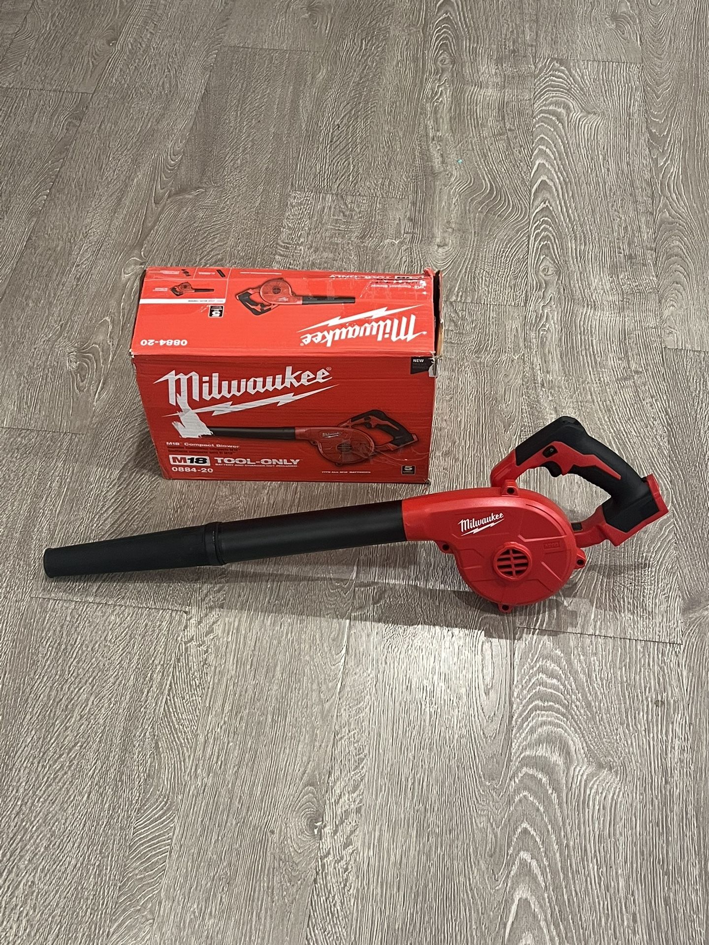 Milwaukee M18 Compact Blower (New : Open Box)