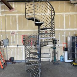 ‼️Custom Metal Railings‼️