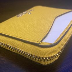 Brand new! Kate spade leather wallet, card / coin and key ring wristlet