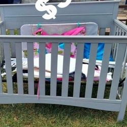 Baby Crib 