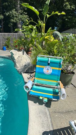 2 pack of Tommy Bahama lay-flat backpack style beach chairs with cupholder