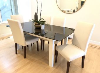 Luxurious Modern Dining Set
