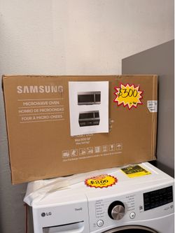 *NEW IN BOX* 30” Samsung Over the Range Microwave