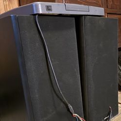 Polk RT7 bookshelf speakers