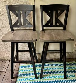 Bar chairs (2)