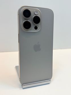 Apple iPhone 15 PRO 128gb. ( Unlocked Phone )