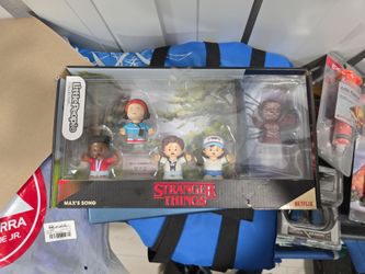 Little People Collector Stranger Things Max's Song Set