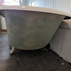 Claw TUB