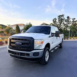 Ford F-250 Crew Cab 8FT , White