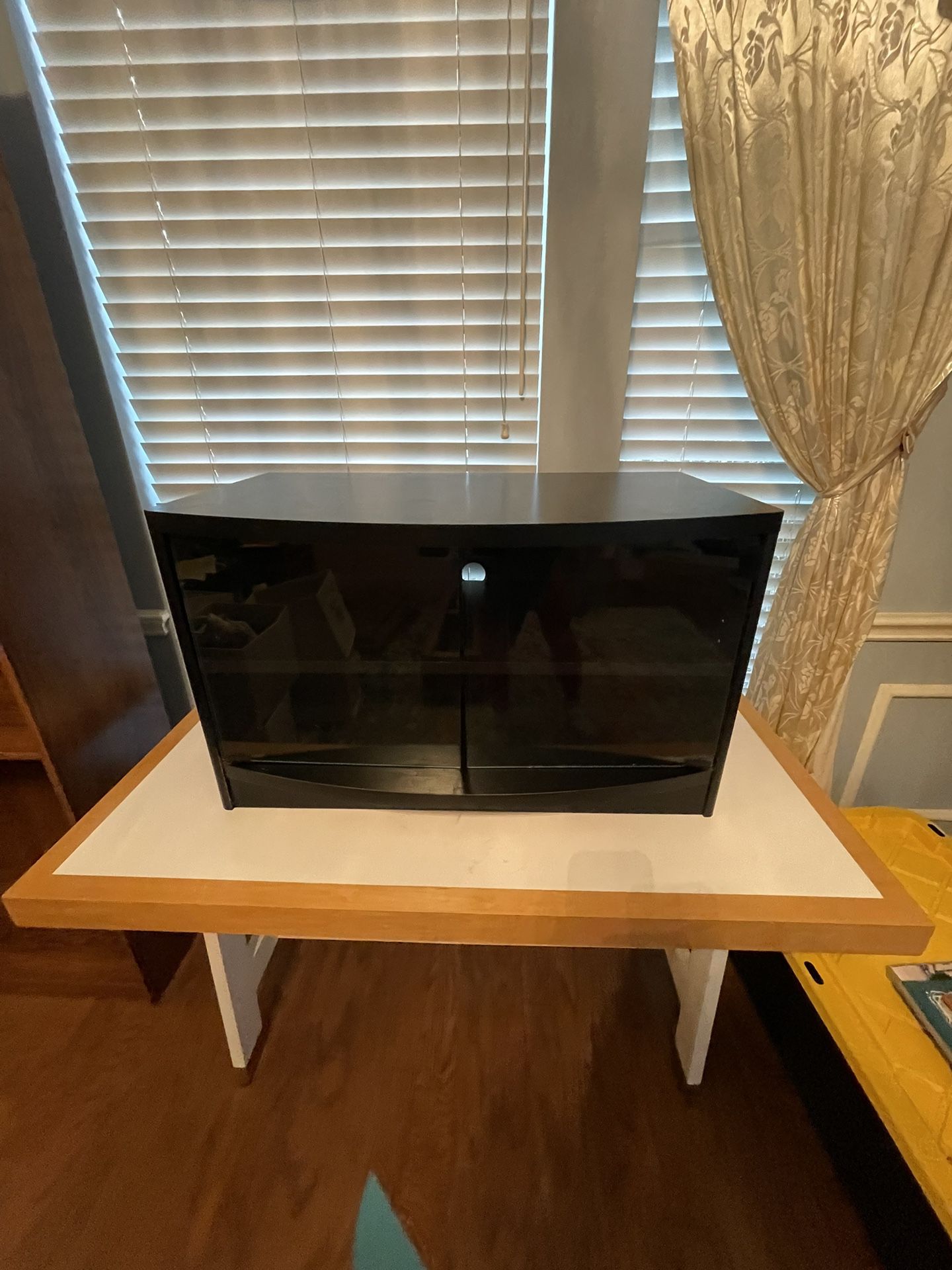 $50 For Entertainment Center Or TV Stand Or Media Storage