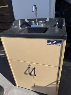 Ozark Portable Sink - Premier Sink No-Plumbing Hot Water Hand Wash-Maple Finish/ABS Top