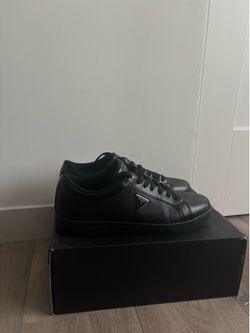 THE NIGHT SHIFT: GUESS GMLEMING Triple Black Sz 12 | Triangle Logo |