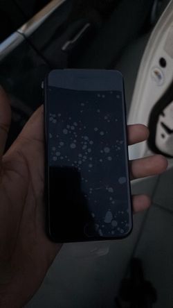 iPhone SE black