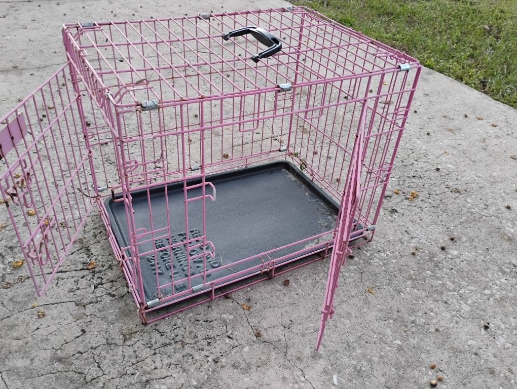 Pink Medium Dog Crate With Tray