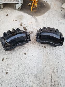 2004 is300 calipers
