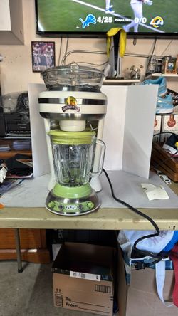 Margaritaville Key West Frozen Concoction Maker 