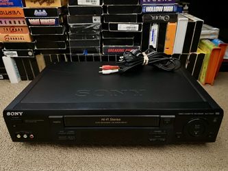 Sony SLV-778HF VCR PLAYER. (No remote)