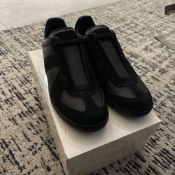 maison margiela Black Suede and Leather Low-Top Sneakers