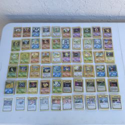 Pokémon Cards - 537 Base Set Vintage Cards Bulk