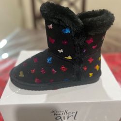 New Girls Boots $15