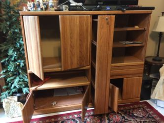 Oak Entertainment center 62w 22d 53t