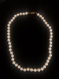 Faux Pearl Necklace and Stretch Bracelet