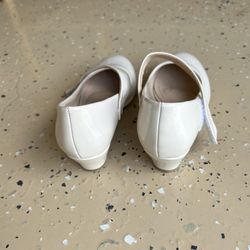 Girls Formal Shoe For 13$