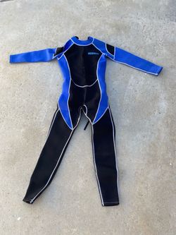 REENUO Kids Full Wetsuit Size 12 Black and Blue