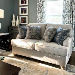 Traemore Sofa And Loveseat & Livingroom Set