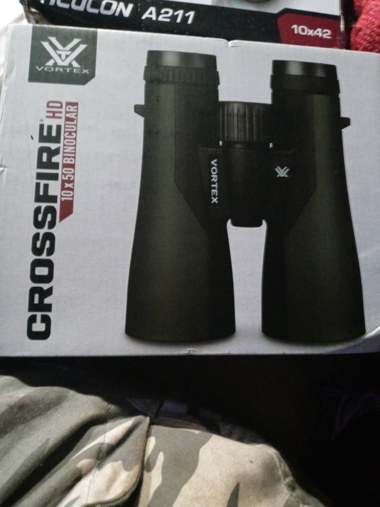 Crossfire Vortex Binoculars for Sale in Gainesville, FL OfferUp