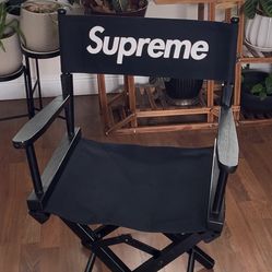 Supreme Directors Chair