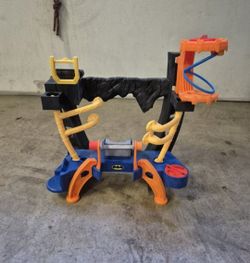Toy House 13