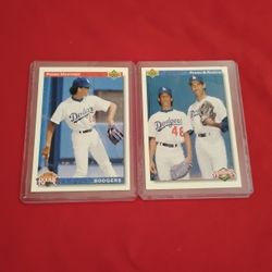 2 Old LA Dodgers Rookie Baseball Cards - Pedro & Ramon Martinez 