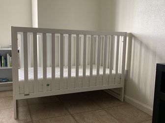 Austin Convertible Crib (No Mattress)
