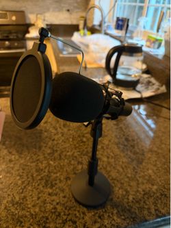 Desktop microphone