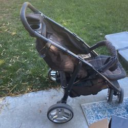 Stroller 