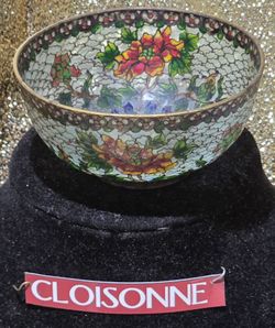 Plique-a'-jour Chinese Cloisonne Bowl