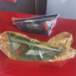 2016 Toyota Yaris Taillights