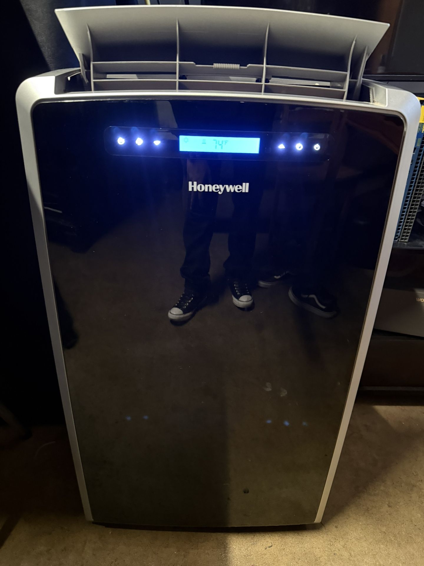 Honeywell Portable Air Conditioner 